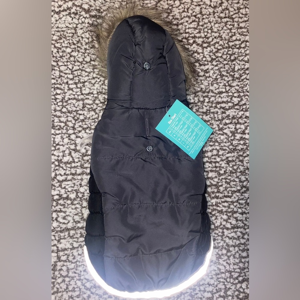 NWT WARM JACKET FOR DOGS W FLUORESCENT ESGES FOR PUPPY SIZE SMALL Winter jacket!